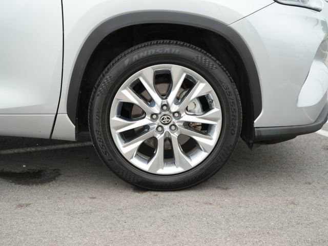Used 2020 Toyota Highlander Limited FWD image 44