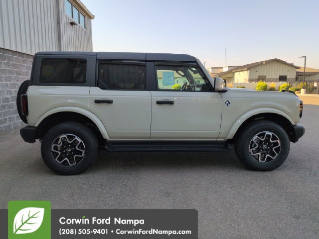 New 2026 Ford Bronco Outer Banks AWD/4WD image 2