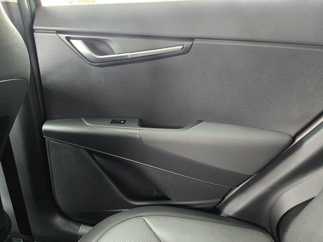 New 2026 Kia Niro SX Touring FWD image 7