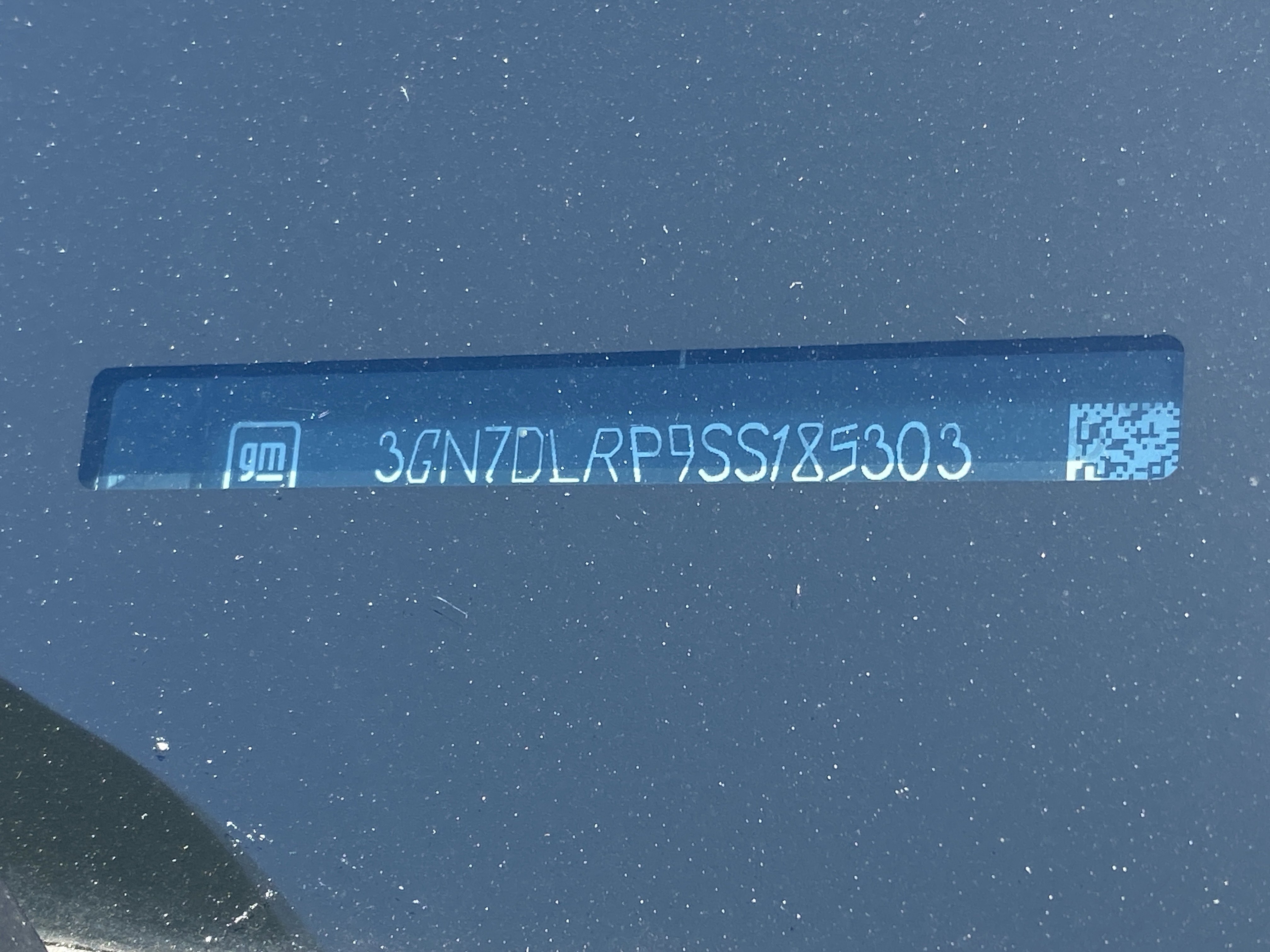 Used 2025 Chevrolet Equinox EV LT w/ Convenience Package image 6