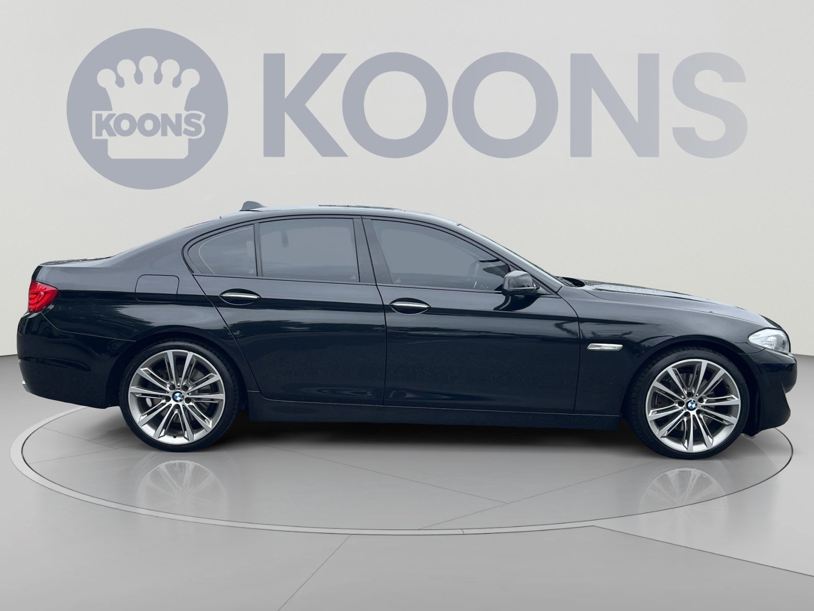 Used 2011 BMW 550i Sedan RWD image 8