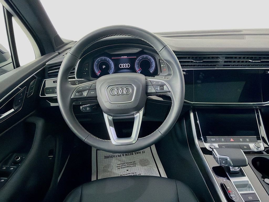 Used 2025 Audi Q7 2.0T Premium w/ Convenience Plus Package AWD/4WD image 25
