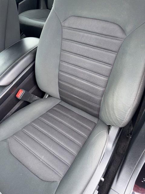 Used 2020 Ford Fusion SE image 15