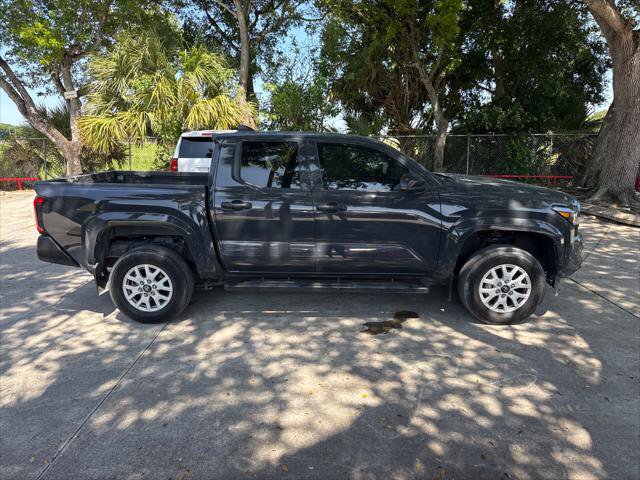 Used 2024 Toyota Tacoma SR RWD image 5