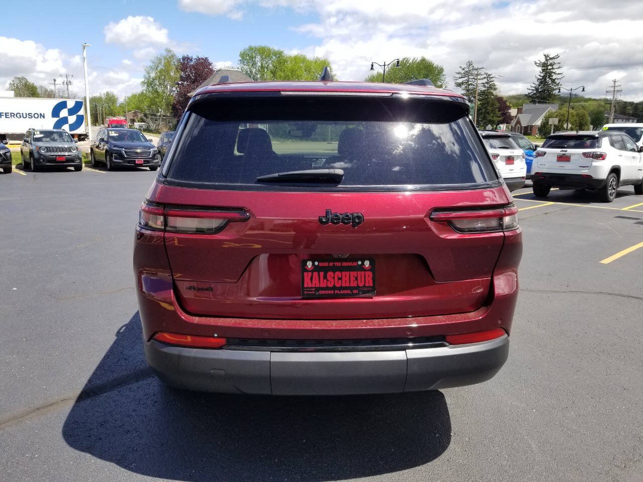 Certified 2024 Jeep Grand Cherokee L Altitude AWD/4WD image 6