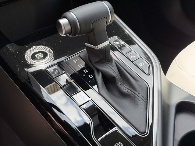 New 2026 Kia Niro EX FWD image 34