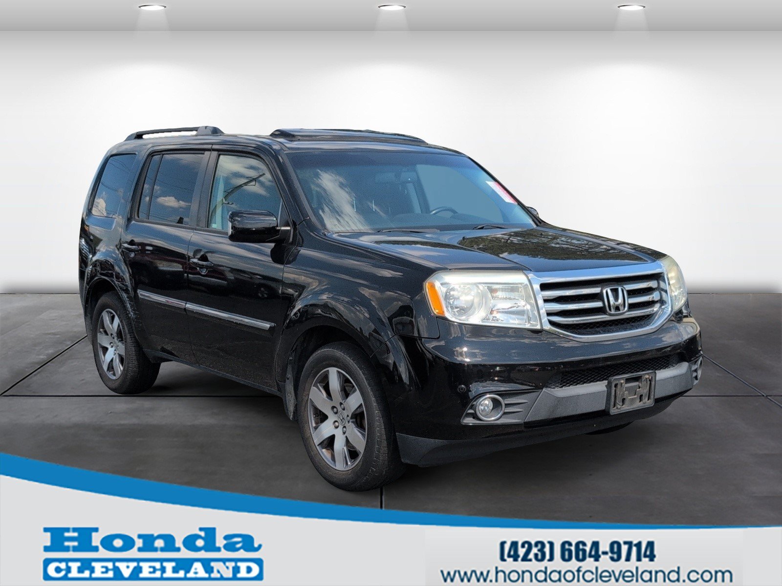 Used 2013 Honda Pilot Touring image 1