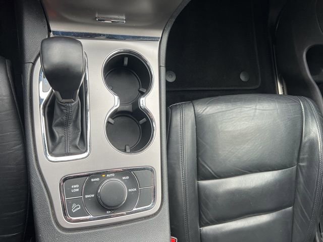 Used 2020 Jeep Grand Cherokee Limited AWD/4WD image 16