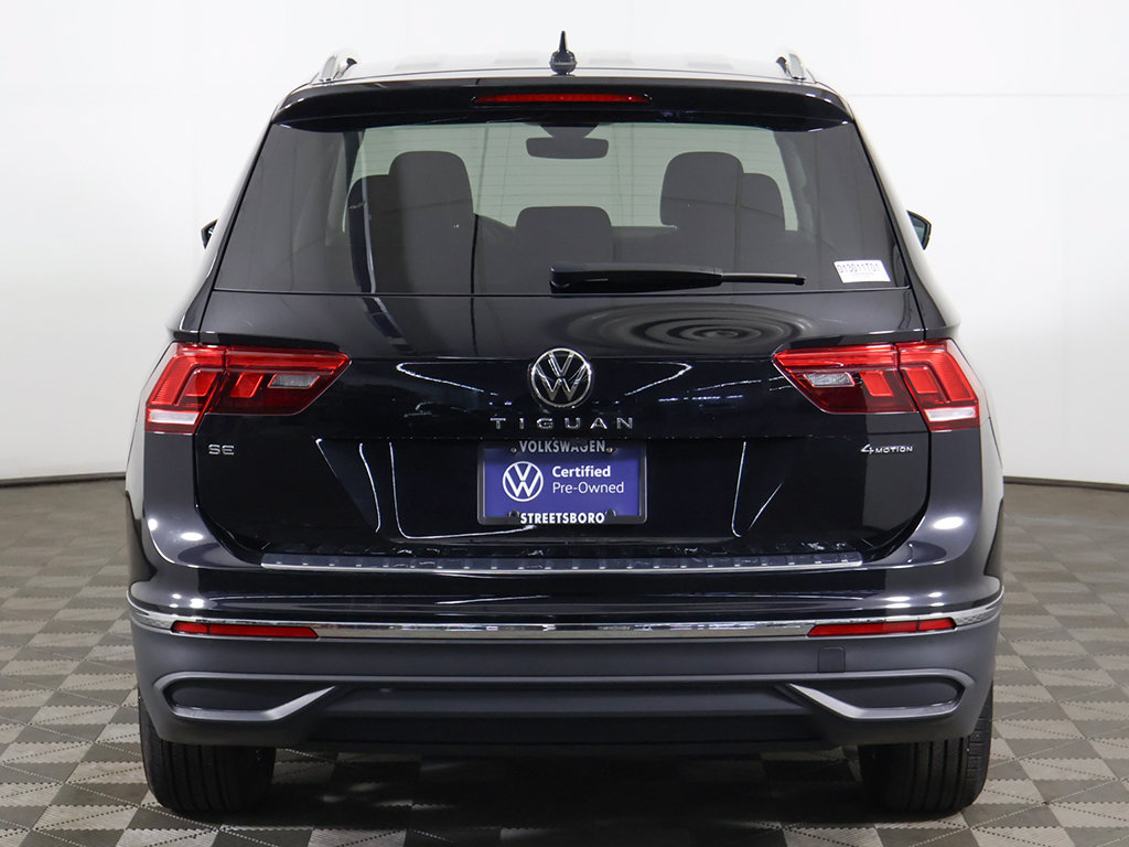 Certified 2024 Volkswagen Tiguan SE AWD/4WD image 12