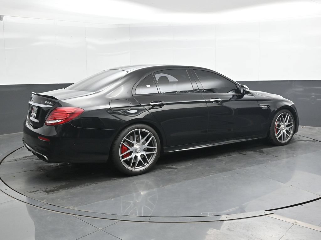 Used 2018 Mercedes-Benz E 63 AMG S image 3