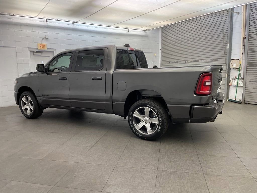 New 2026 RAM 1500 Express RWD image 6