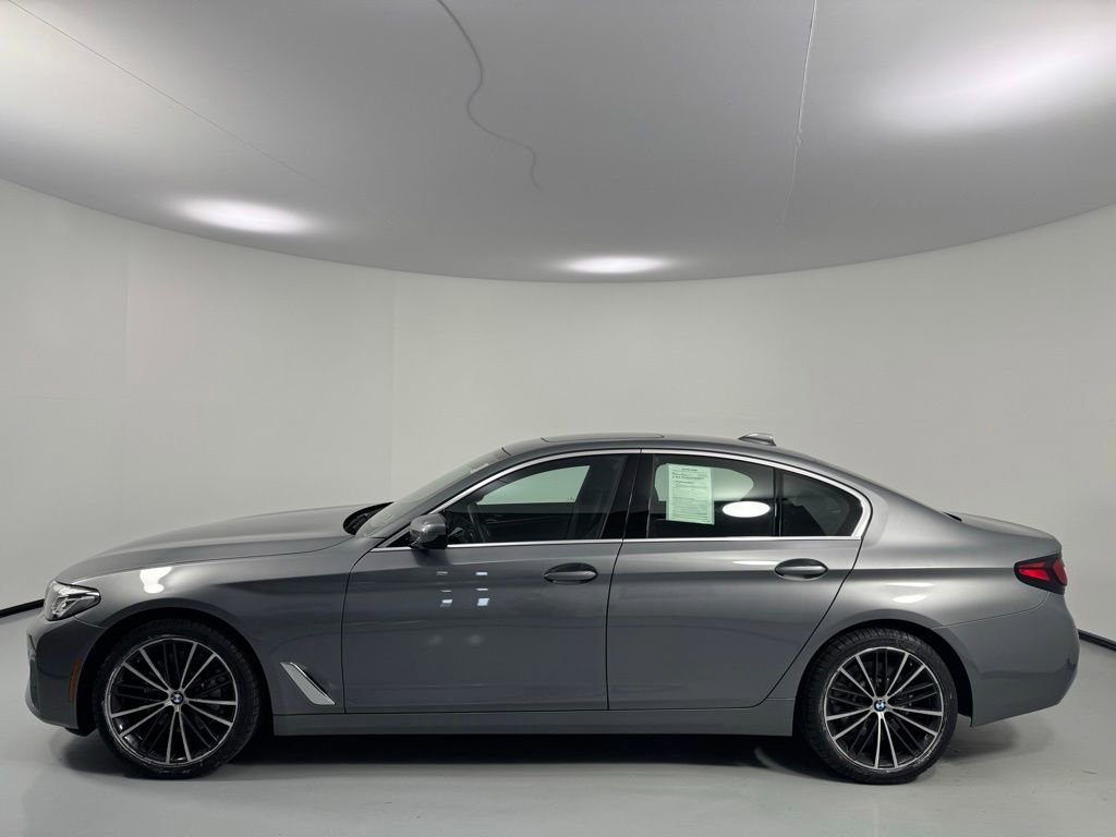 Certified 2023 BMW 530i xDrive w/ Premium Package AWD/4WD image 5