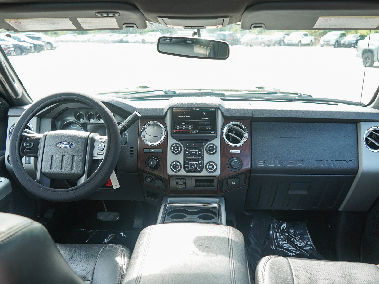 Used 2016 Ford F250 Lariat w/ Lariat Ultimate Package AWD/4WD image 13
