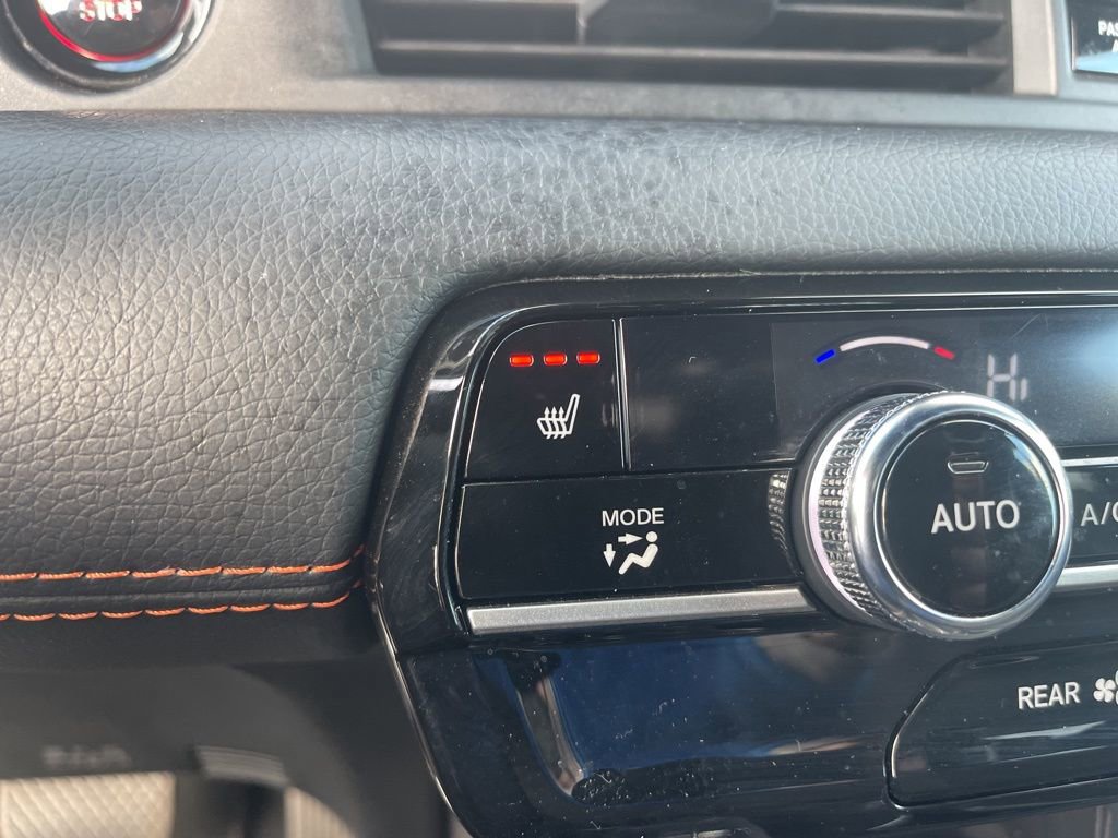 Used 2025 Honda Pilot Sport image 23