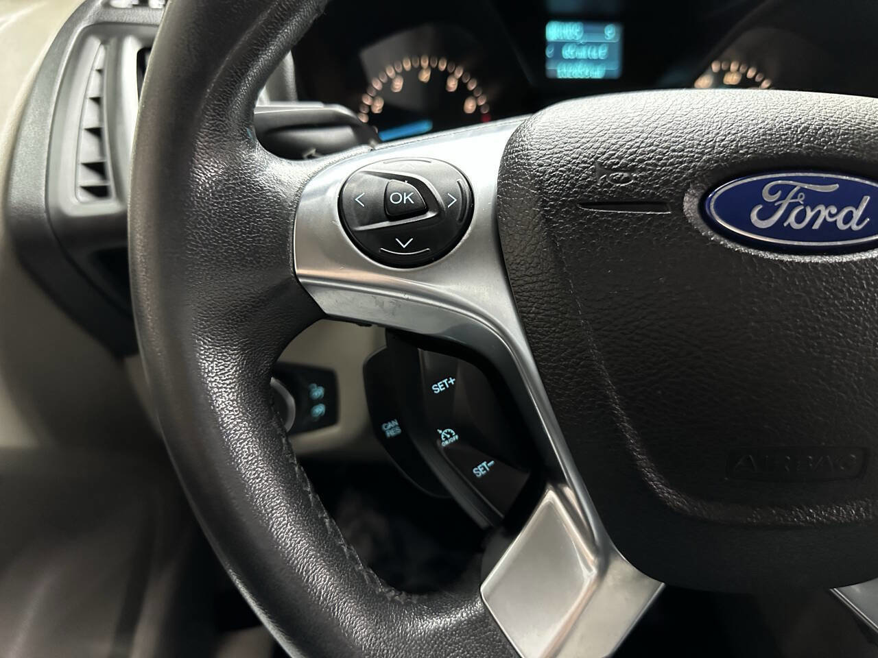 Used 2014 Ford Transit Connect Titanium FWD image 21