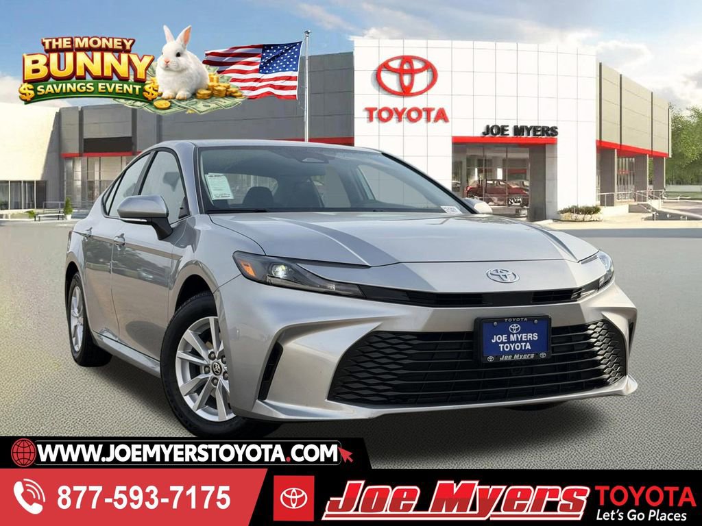 Used 2026 Toyota Camry LE FWD image 1