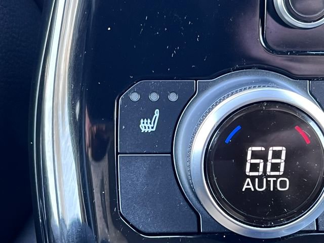 Used 2022 Toyota Highlander XLE AWD/4WD image 24