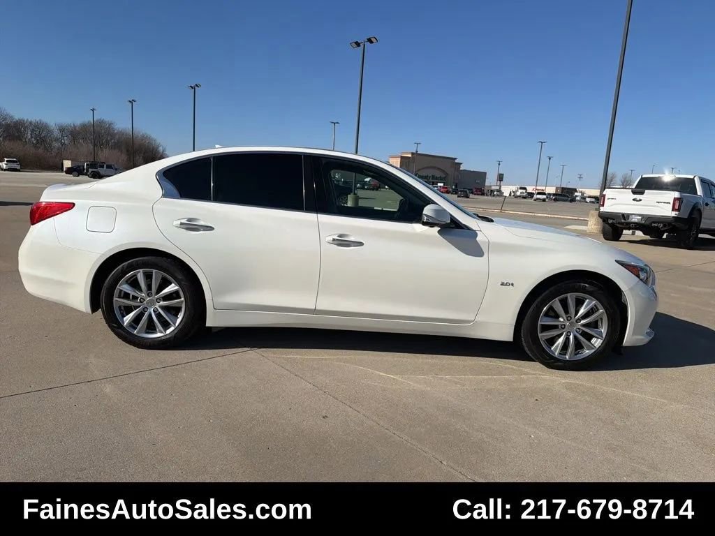 Used 2016 INFINITI Q50 Premium w/ Driver Assistance Package image 22