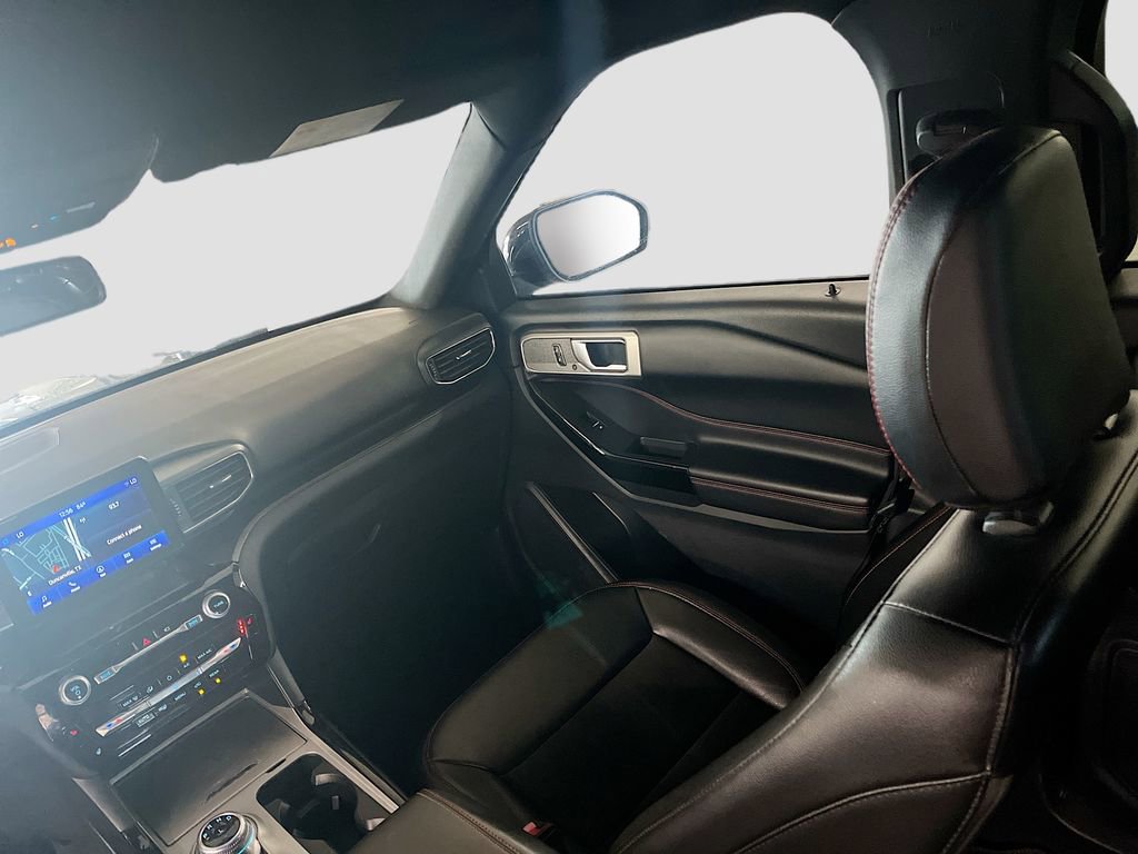 Used 2022 Ford Explorer ST-Line image 23
