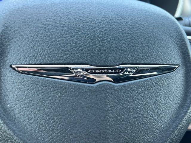 New 2026 Chrysler Pacifica Select FWD image 51