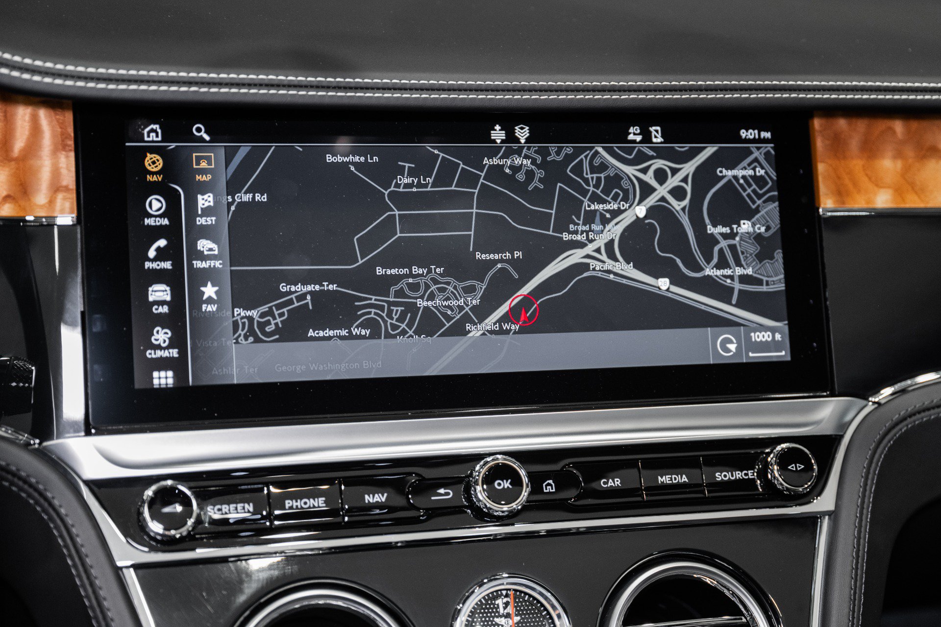Certified 2022 Bentley Continental GT V8 AWD/4WD image 29