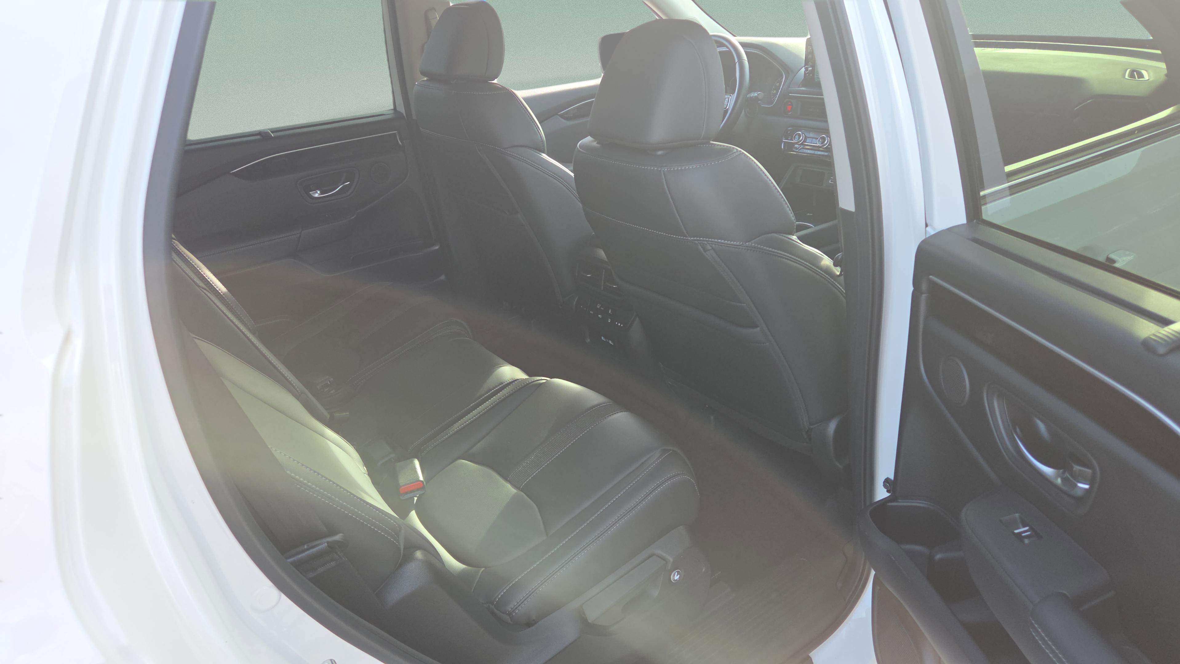 Used 2023 Honda Pilot Touring image 16