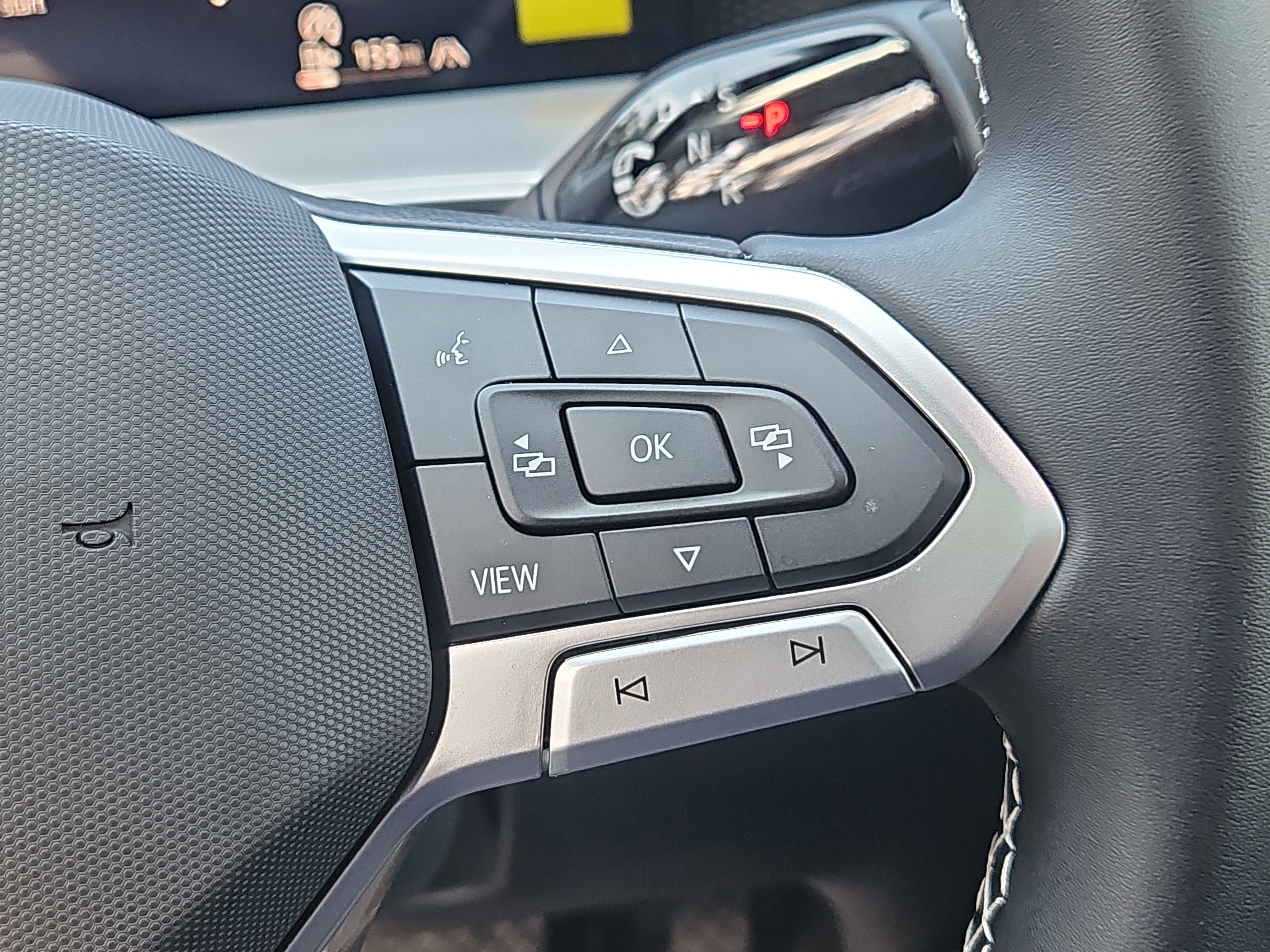 New 2026 Volkswagen Tiguan SE image 15