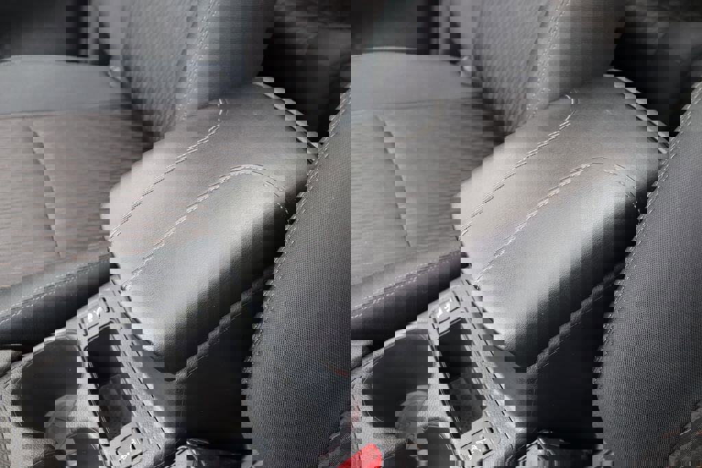 Used 2020 Nissan Rogue SV image 28