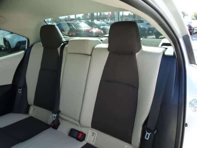 Used 2025 Toyota Corolla LE image 20