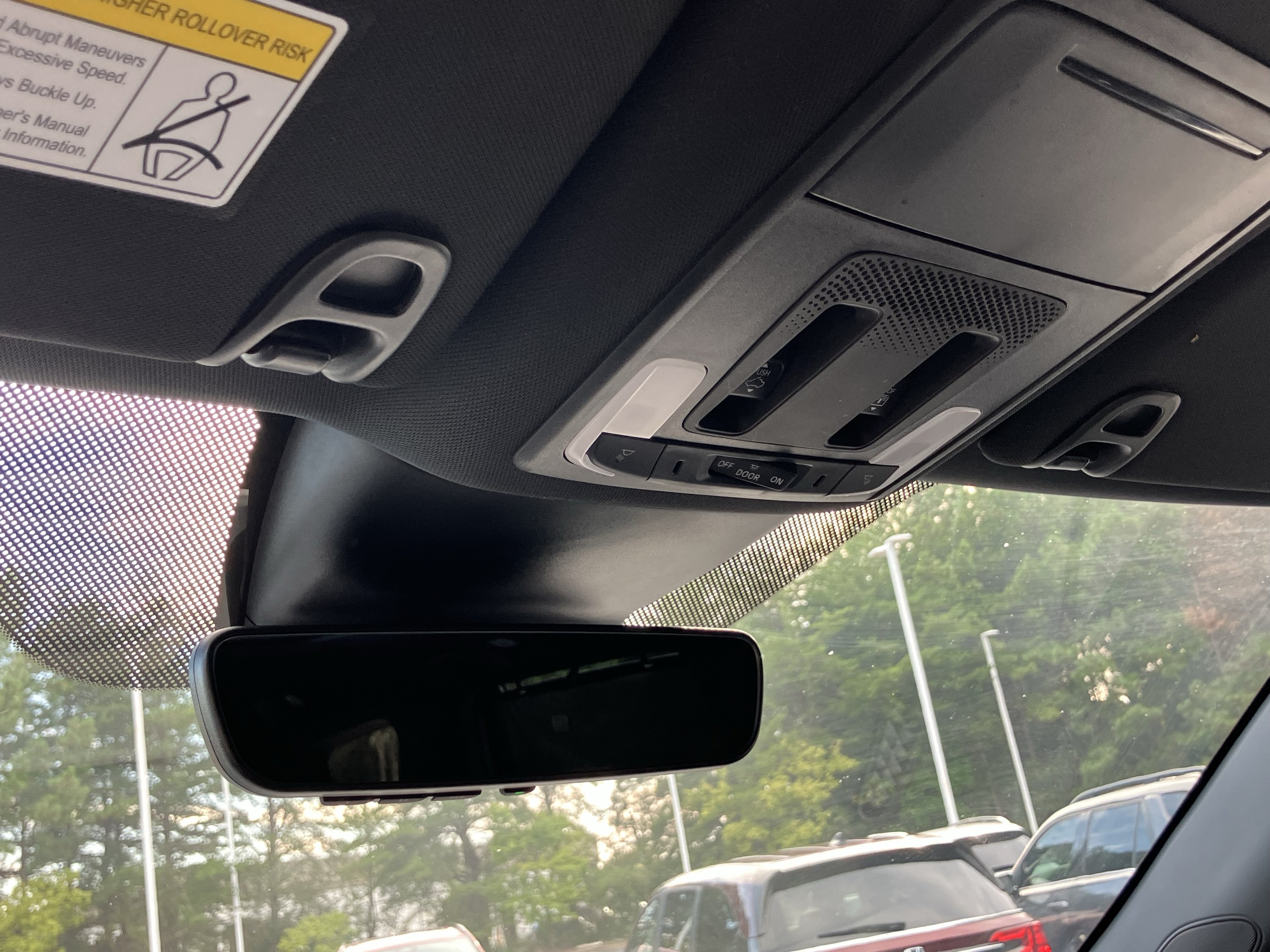 Certified 2025 Honda Pilot Black Edition image 30