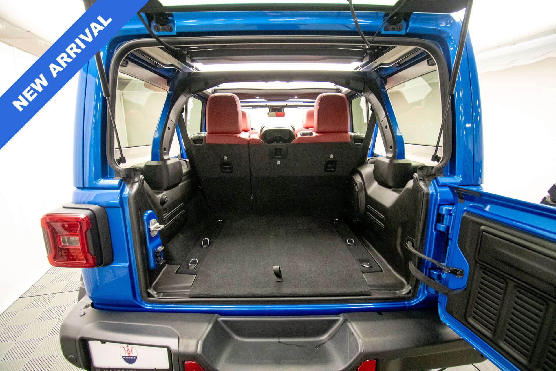 Used 2024 Jeep Wrangler Unlimited Rubicon 392 AWD/4WD image 44