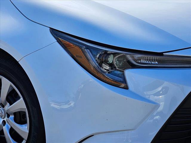 Used 2025 Toyota Corolla LE image 4
