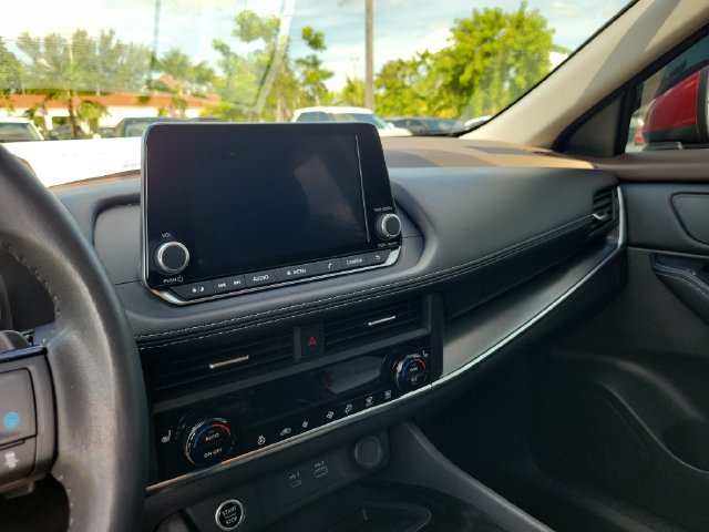 Used 2023 Nissan Rogue SV w/ SV Premium B Package FWD image 30