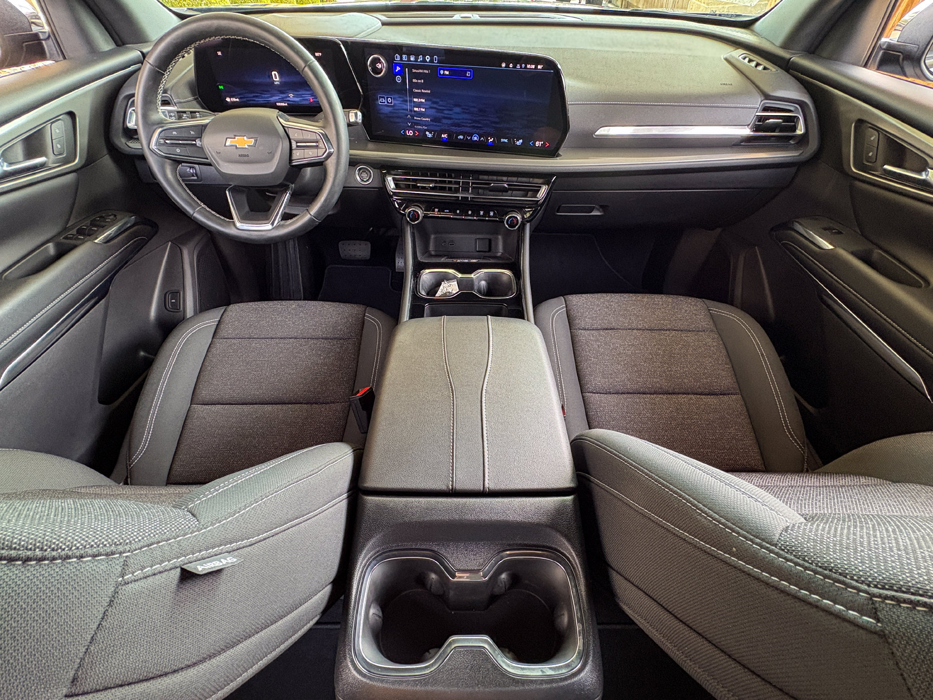 Used 2026 Chevrolet Traverse LT FWD image 24