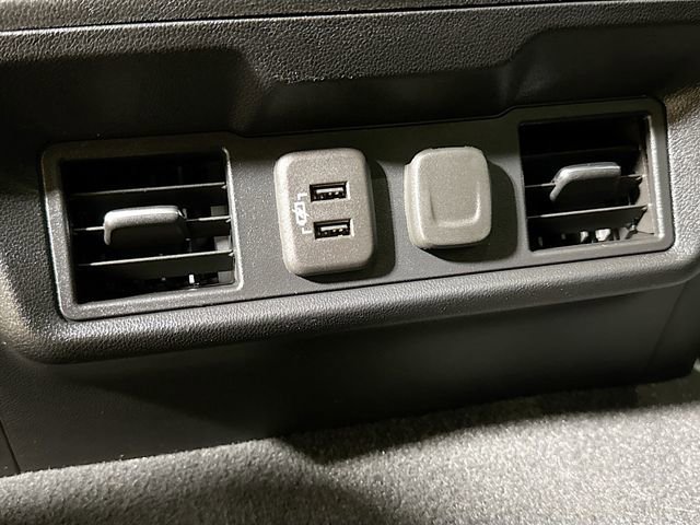 Used 2021 Chevrolet Silverado 1500 RST image 27