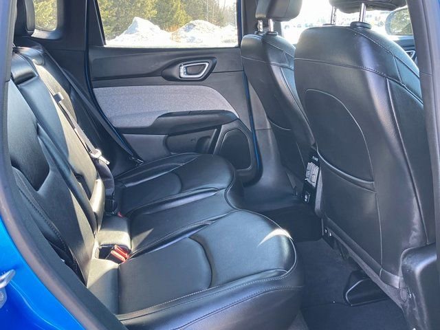 Used 2023 Jeep Compass Latitude image 18