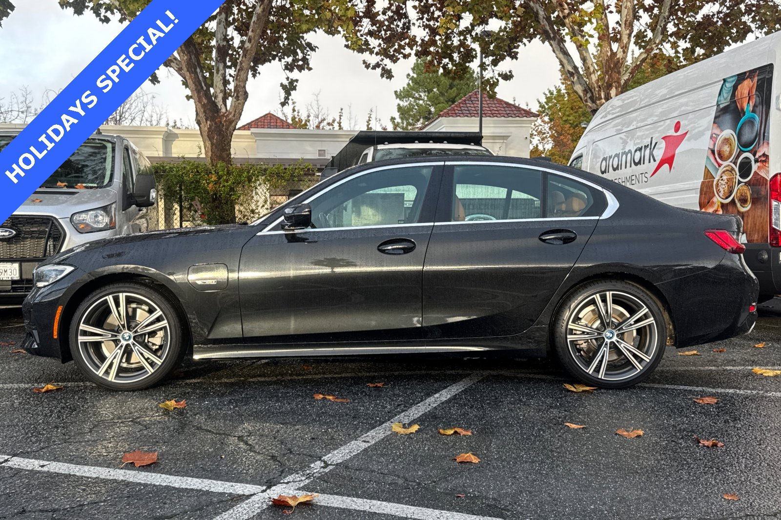 Used 2022 BMW 330e w/ Premium Package image 7