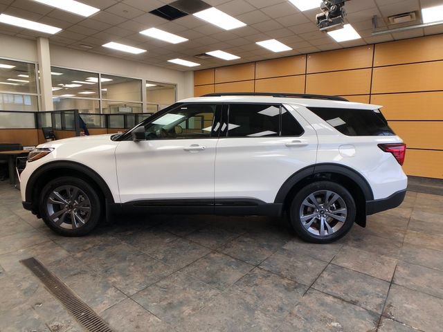 New 2026 Ford Explorer Active w/ Active Comfort Package AWD/4WD image 4
