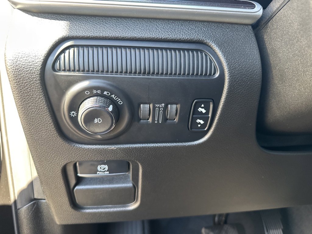 Used 2023 Jeep Wagoneer Base image 14