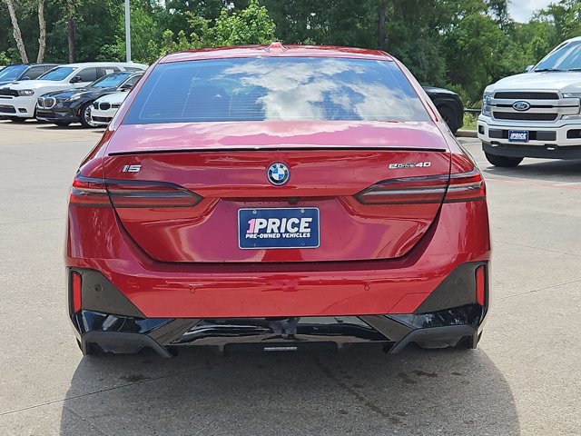 Used 2025 BMW i5 eDrive40i w/ M Sport Package RWD image 6