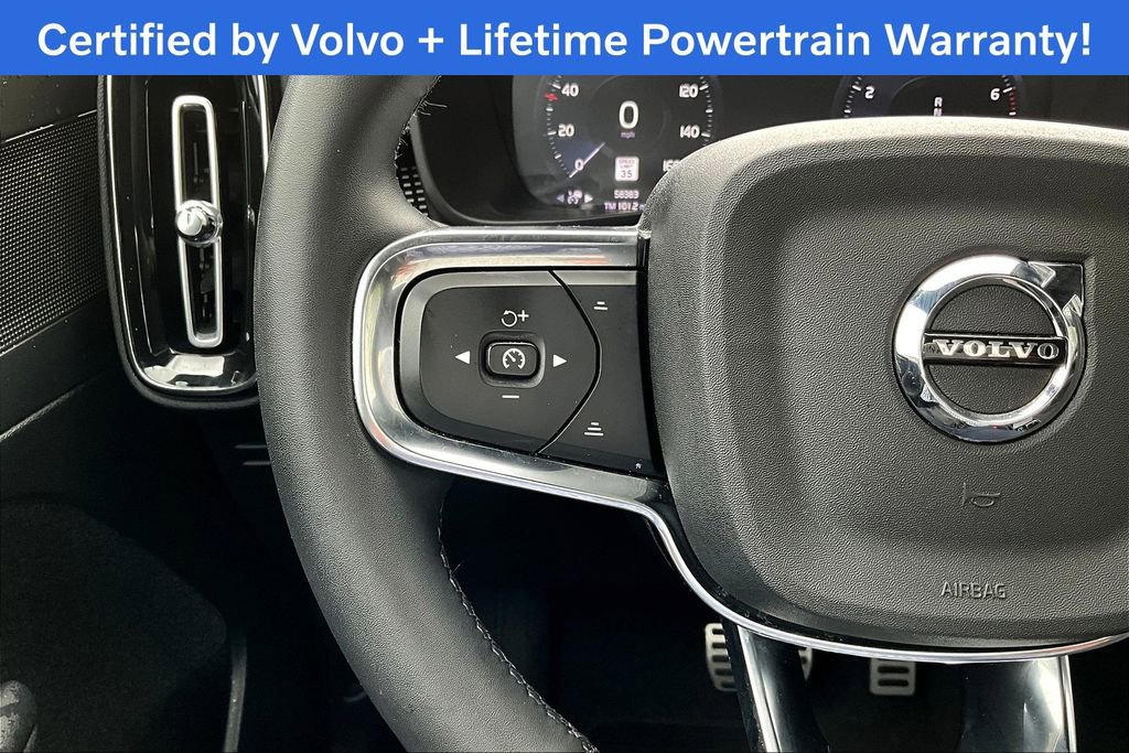 Used 2022 Volvo XC40 T5 R-Design image 25