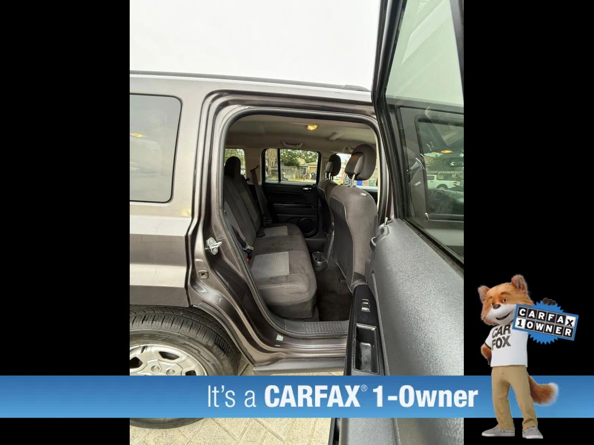 Used 2016 Jeep Patriot Sport w/ Power Value Group FWD image 13