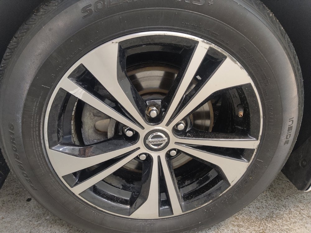 Used 2022 Nissan Sentra SV FWD image 31