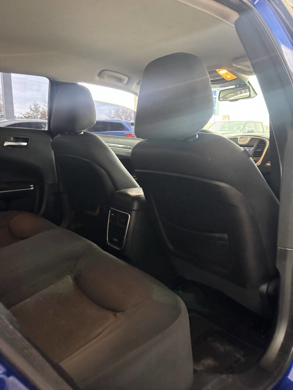 Used 2019 Chrysler 300 Touring image 16