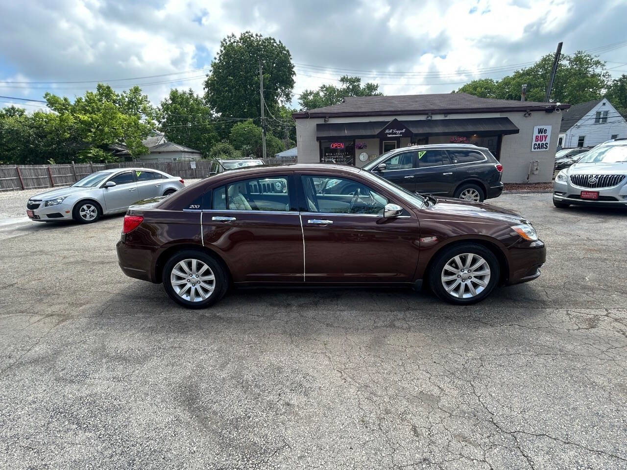 Used 2013 Chrysler 200 Limited FWD image 13