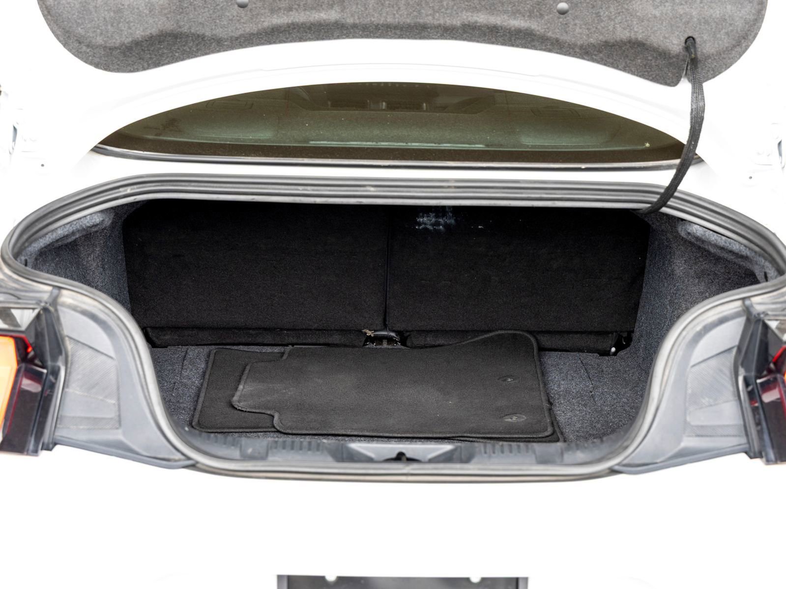 Used 2024 Ford Mustang Coupe image 21