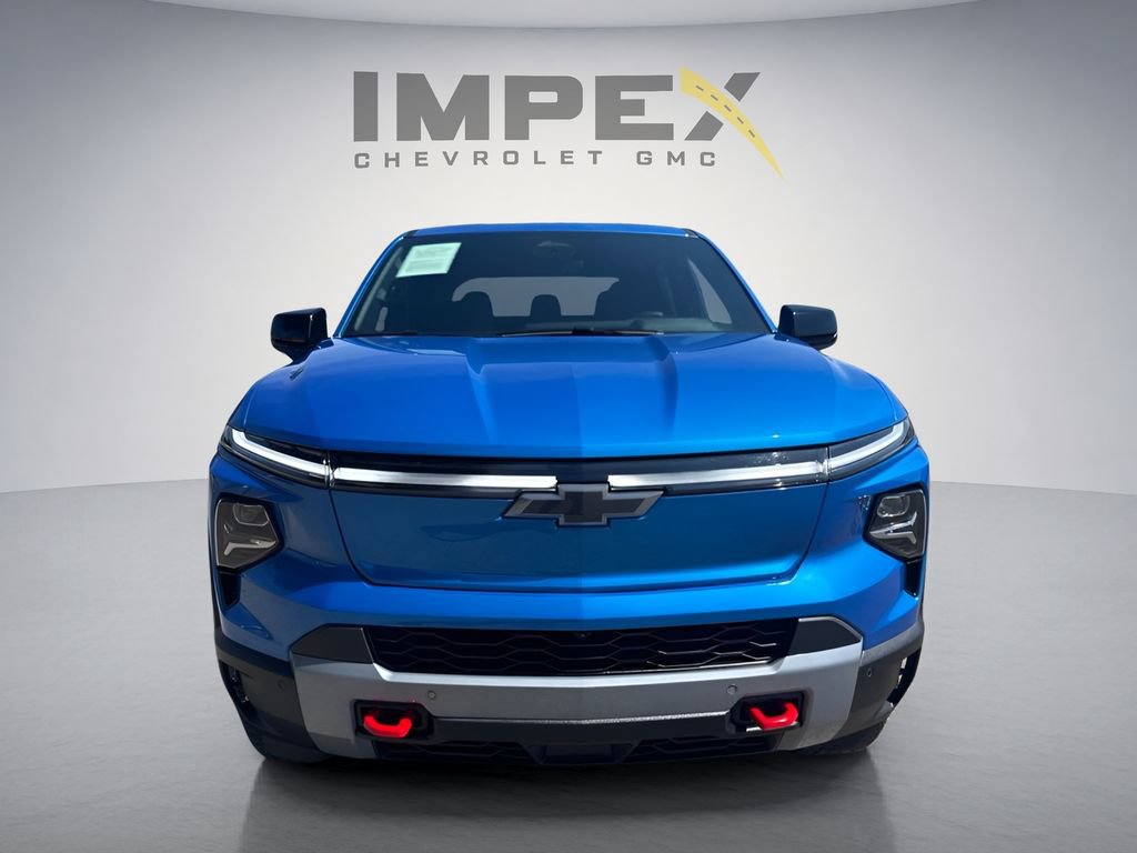 Used 2026 Chevrolet Silverado EV Trail Boss AWD/4WD image 8