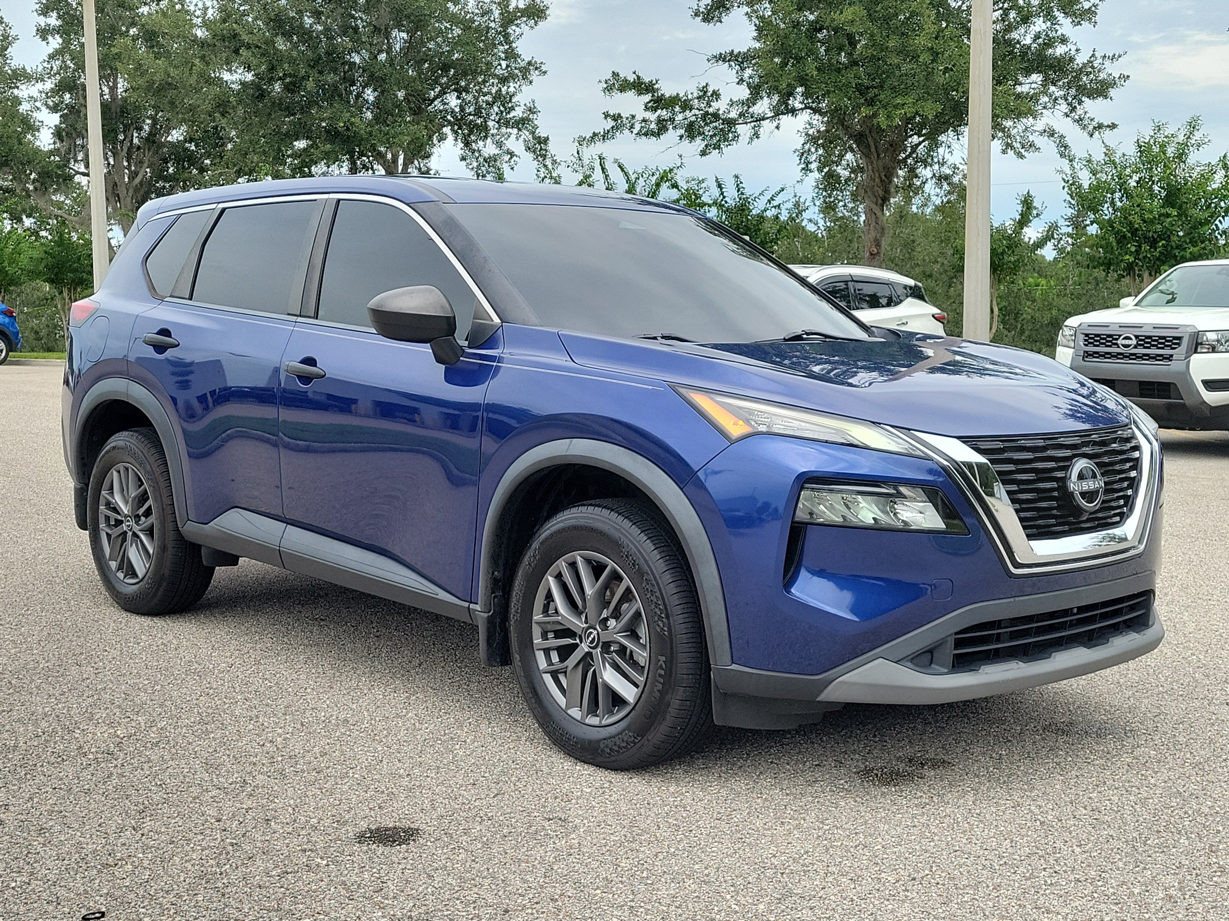 Certified 2022 Nissan Rogue S FWD image 3