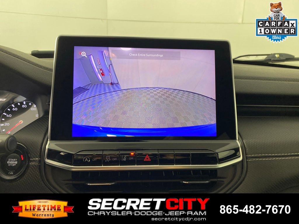 Used 2024 Jeep Compass Latitude w/ Convenience Group AWD/4WD image 23