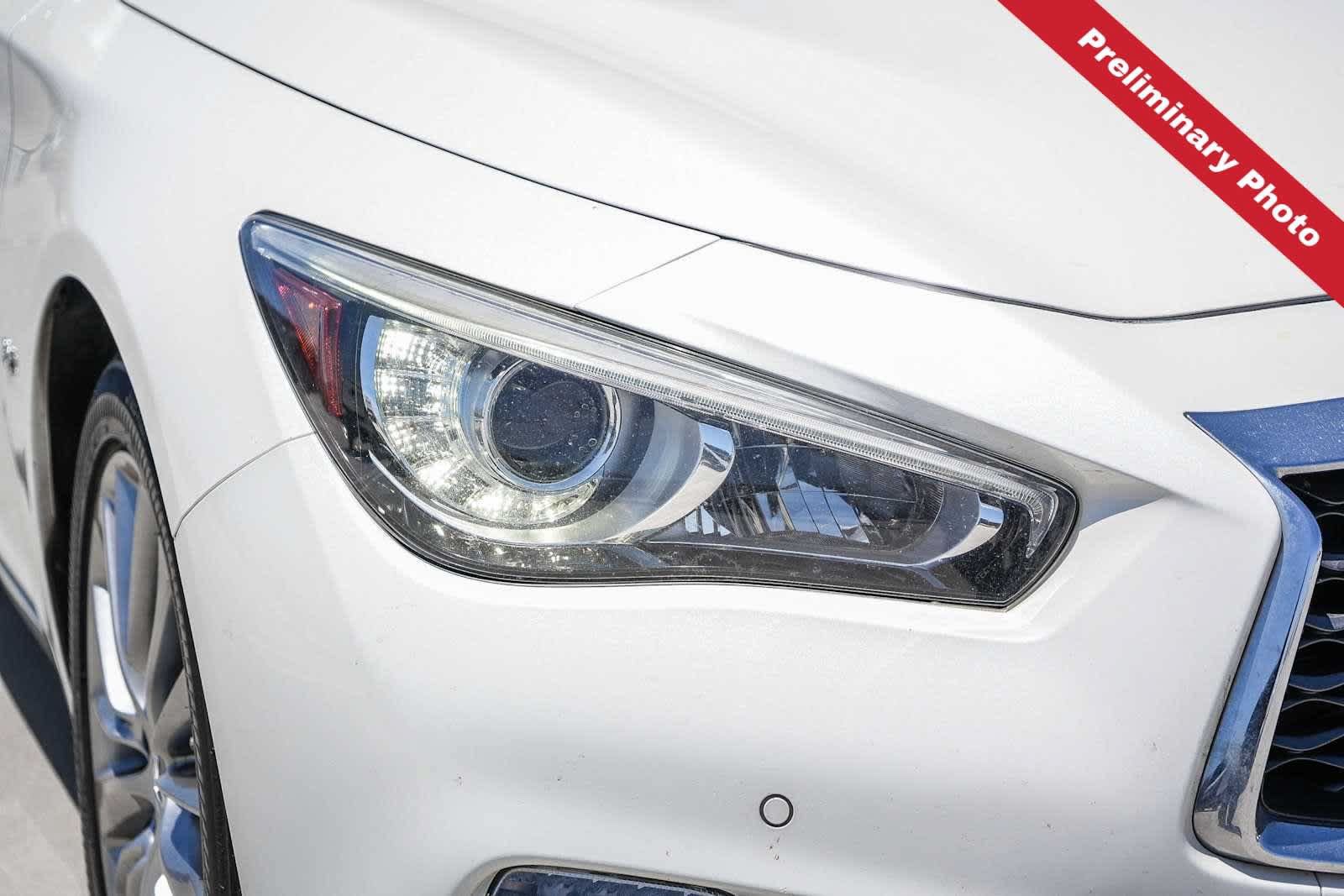 Used 2020 INFINITI Q50 Luxe w/ Essential Package (3.0T Luxe) RWD image 4